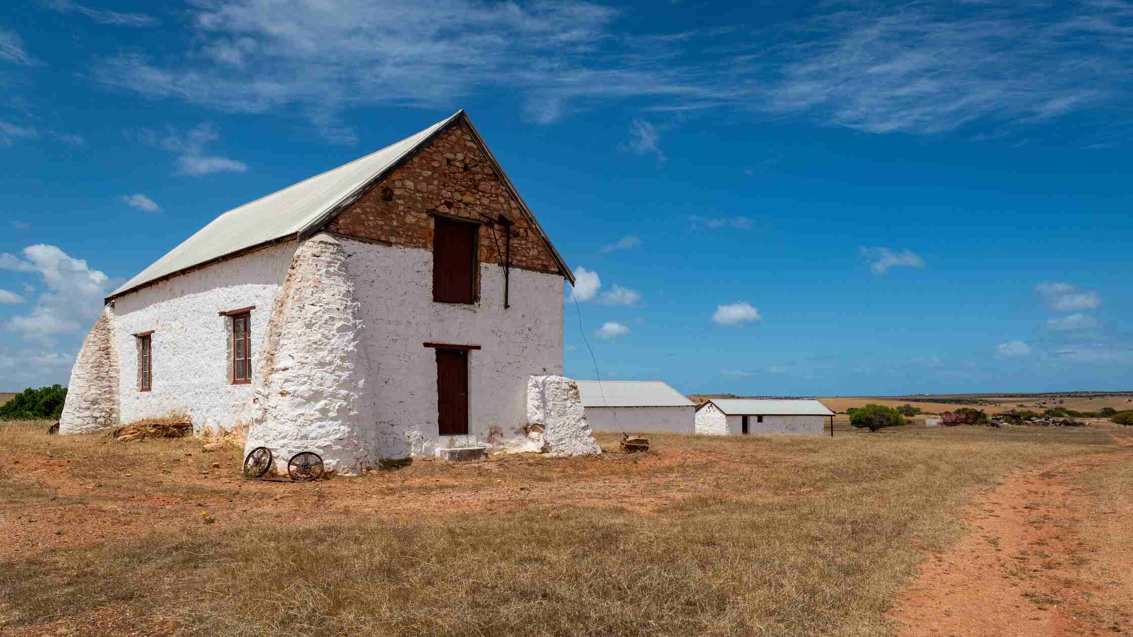 Arizona has a blend of Native American, Hispanic, and Old West cultures, reflected in its festivals, cuisine, and historic sites.